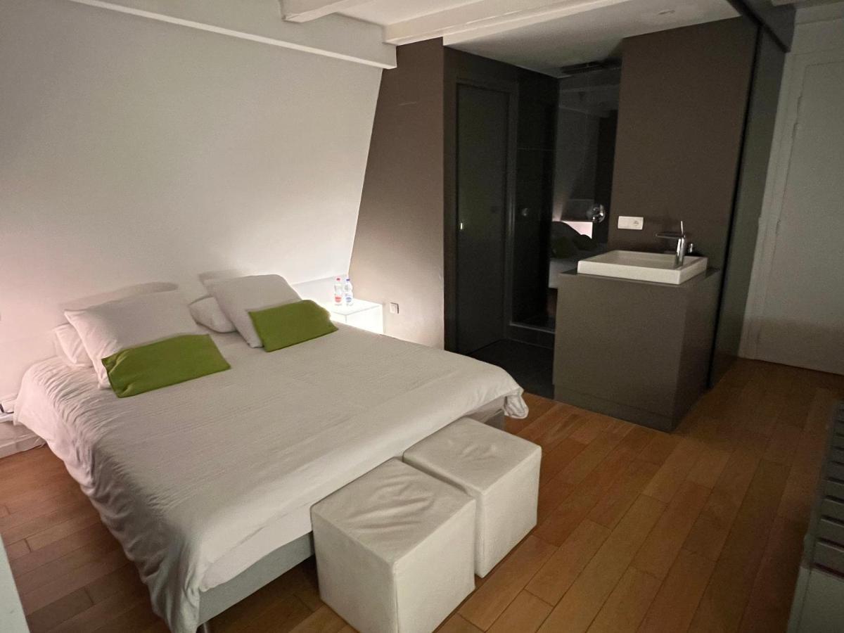 Studio De L'Hotel De Ville สตราสบูร์ก ภายนอก รูปภาพ